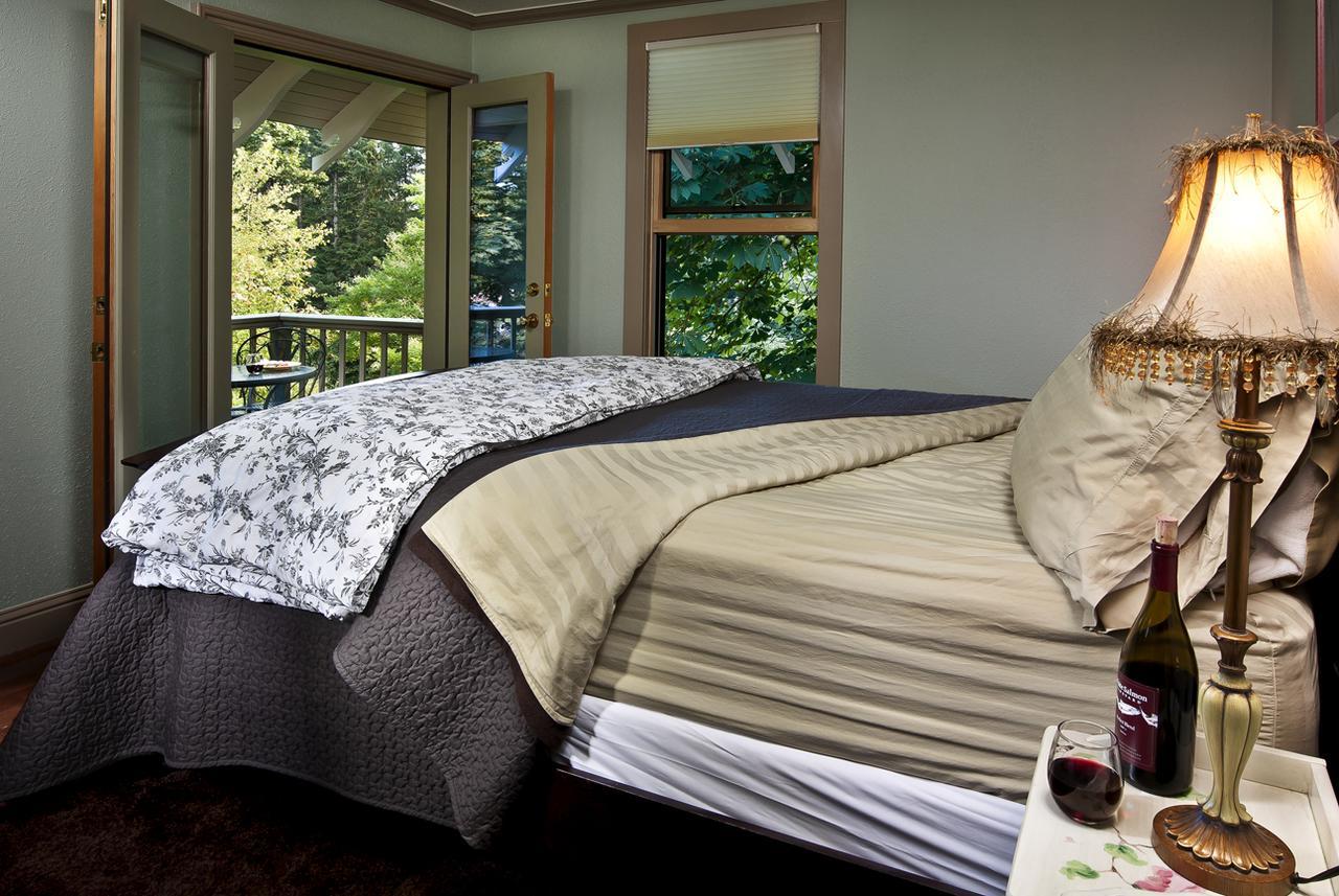 Old Parkdale Inn Bed And Breakfast 胡德里弗 外观 照片